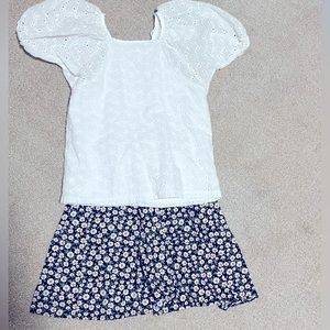Girls shirt and skirt set. Size 7/8